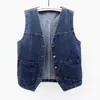 Gilets pour femmes Gilet en denim sans manches pour femmes Mode sud-coréenne Gilet sans manches d'été coupé veste de bombardier courte veste en jean 230408