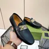 럭셔리 남성 신발 브랜드 남성 로퍼 디자이너 진짜 가죽 드레스 신발 모카신 가벼운 통기성 슬립 운전 신발 38-46
