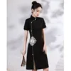 Vêtements ethniques Noir Chinois Traditionnel Cheongsam Broderie Femmes Robe À La Main Bouton À Manches Courtes Vintage Été Mode Qipao