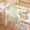 Cobertores ins gaze feijão lã cobertor urso bordado artesanato macio e confortável outono inverno bebê toalha colcha