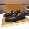 Мужчины одеваются обувь бизнес-дизайнер бренда, кружев, Oxford Shoes Men Party Wedding Wedding Leather Office Flats Размер 38-45 BVCQ00001