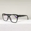 Lyxdesigner sommarsolglasögon netto röd samma personlighetsplattglasögon med leptinfärg kan matcha myopi