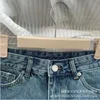 Kvinnors jeans designer högkvalitativ vår/sommar 2023 ny stil chic broderi midja smal löst denim bred ben shorts för kvinnor 7zrm