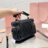 Designer torba mini kosmetyki torby na torby luksusowe kobiety wędrujące crossbody makijaż makijaż moda plisowana skórzana torebka torebka TOT TOT