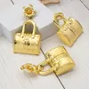 Halsbandörhängen set Dubai Gold Plated Jewelry Bag Mönster Drop Pendant Set for Weddings Bride Nigerian Accessory With Chain