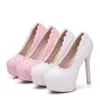 Klädskor mode kvinnor pumpar skor spetsar strass rund tå 14 cmthin klackar vitt känsligt söta bröllop höga klackskor 231108
