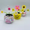 装飾車のインテリア飾りソーラーパワーダンシングヒマワリApple Flowerpot Swinging Decor Auto Dashboard Funry Accessorie Voite Toy AA230407