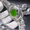 Montre à diamant Silver Ice CZ faite à la main avec clous de diamants en acier inoxydable Bracelet en diamant noir Grand cadran Montre de mode mécanique entièrement automatique