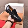 F6 / 4MODEL Hommes Designer Robe Chaussures En Cuir Véritable Mode Hommes D'affaires Robe Mocassins Pointu Noir Chaussures Oxford Respirant Formelle Chaussures De Mariage