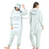 Pyjama's Kinderen Schattige Animal Jumpsuits met capuchon Warme pyjama's voor volwassenen Kigurumi Onesies Familie Bijpassende Cartoon Stitch Kinderoveralls Pijama 231108