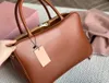 Luxury Designer High quality miumiuly Bags Fashion Womens Shoulder Crossbody Handbags Clutch Handbag Totes Purse Classic Leather Geometry Bag