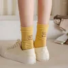 Femmes chaussettes pour Style coréen 2023 coloré lettre mode broderie couleur bonbon équipage coton Simple décontracté doux