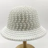 Berets White Rhinestone en Pearl Bucket Hat Fedoras Jazz Hats For Men Women Handmade geavanceerde mode Outdoor Stage 2023