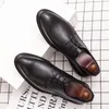 Dress Shoes 2023 Spring Gentleman Oxfords Leather Luxury Goods Men Mode Casual puntige teen Formele zakelijke mannelijke bruiloft