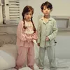 Pyjamas Ensembles de pyjama en coton jacquard pour garçon et fille mignonne. Ensemble de pyjama en dentelle princesse pour enfants en bas âge. Vêtements de détente. Vêtements pour enfants R231108