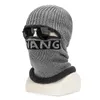 Vinter Wang Letter Cycling Skullies Cap Fleece-fodrad Cold Protect Earflappar Ansikt Care One-Piece Woolen Sticked Hat Beanies Scarf