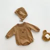 Ensembles de vêtements 2023 Automne Bodys pour bébés Garçons en bas âge Ours One Piece Vêtements pour bébés avec chapeau