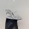 2023 New Round Head One Pedal Slippers High Heel Slippers mit Metallzähnen Open Toe ausgehöhlt mit unregelmäßiger Ferse Große Damenschuhe