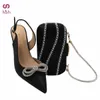 Sukienka Buty Czarne kolor Modne wysokiej jakości cienkie buty na pięcie Zestaw torby ozdobiono Bringning Crystal for Ladies Party 231108