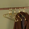 Hangons Racks 5/10 Matte Gold Pensers en aluminium Vêtements en alliage en aluminium Hanglers Anti Slip Robes serviettes Pentichers Organisateurs de garde-robe 230408