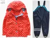 Ensembles de vêtements Modèles de printemps et d'automne sur les filles Europe États-Unis Vent Red Wave Point Veste à capuche imperméable à manches longues