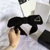 Designer plush hair bands girls hair clips classic letters luxurious P letters fashionable womens bows headbands hair accessories brand new Christmas gifts