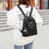 2024 Nya designer kvinnors crossbody axel oxford trasa koreansk anti-stöld ryggsäck dual-studentbok trendväska