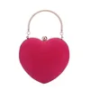 Sacos de noite Red Heart Design Mulheres Embreagem Pequenos Diamantes Golden Velvet Party Bolsas de Casamento Bolsa para Bolsas Femininas 231108