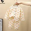 PAJAMAS Kids Summer Thin Pajamas Sets Nowe 2023 Boys Girls Cartoon trzy czwarte tuleje Koszule z przędzy