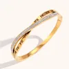 Bangle Classic Roman Figure Cross Rhinestone Clasp Can Be Opened High-End 18K Gold Plated Luxury Stainless Steel Bangles Jewelry