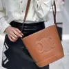 dames handtassen ce split bucket canvas tas tas messenger tas lederen ontwerper cel cowhide heeft een prachtige capaciteit dames tas 2024 nieuwe triomfchal boog emmer ba lcn4