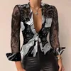 Kvinnors blusar 2023 Spring/Summer Long Sleeve V-Neck Pu Leather Patchwork Ladies Shirts Casual Lace-knapptryckta Office Tops Kvinnor