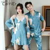 Женская одежда для сна CAIYIER 2020, шелковый пижамный комплект для влюбленных, кружевной комплект с цветочным узором, сексуальный халат + ночная рубашка, женский и мужской пижамный костюм, модные цвета, вечерние домашняя одеждаL231109