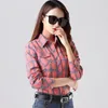 Kvinnors blusar Spring Autumn Women's Casual Shirts Checkerd Women 5xl Plaid Shirt Checks Flanell Female Long Sleeve Tops Blus