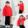 Jackor Girls Warm Lightweight Jackets Kids Huva Casual Ytterkläder Barntrender Överrockar pojkar Vinter Autumn Cotton Clothing 231109