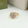 100% plata Vintage Clásico anillos de racimo de hendidura Trébol de cuatro hojas Joyería Mujer Anillo Anillo de diseñador de moda Anillo de dedo de flor de concha natural Anillo de banda turquesa Regalo