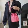 Classica chiusura a strappo la borsa BUCKET in pelle di vinaccia Borsa da uomo da donna originale Tote di lusso Borsa a tracolla con coulisse hot fashion Designer secchi THE Bag 021