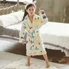 Pyjamas Mode Enfants Robes De Bain Automne Hiver Enfants Peignoir Enfants Dessin Animé Flanelle Bains Fille Doux Ceinture Pyjamas Szlafrok PeignoirL231109