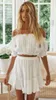 Arbetsklänningar Lucygirl Summer Women Boho Two Piece Set Casual Beach kjolar kostym spetsar från axelskördetoppar och kort veckad kjol