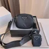 2023 unisex luxe schoudertassen nylon stof mode ontwerper cross body camera tas handtas portemonnee pak twee maten 20 cm en 17 cm box verpakking