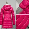 Giacche da donna S-7XL Piumini lunghi da donna Piumino d'anatra ultraleggero con cappuccio Piumino portatile Cappotto invernale da donna Piumino antivento 231109