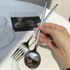 Servis uppsättningar koreansk stil rostfritt stål hushåll västerländska gafflar och skedar kök spegel bestick set