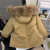 カシミアコットンパッドのある女の子のコート冬のファッションの女の赤ちゃんのパッド入りパッド入りジャケットのためのジャケット