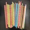 Gobelets jetables Pailles 20 pièces Mélanger les couleurs Rayures en spirale Paille en plastique PP dur Pailles à boire réutilisables avec brosse de nettoyage pour pot à gobelet 230 mm de long 231109