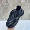 2023 mais recente tênis masculino de sola grossa confortável material de couro real super macio forro de malha sapatos de caminhada