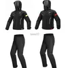 Bär regnkläder Motorcykel Regnrock Set Outdoor Riding Split Raincoat Rain Pants Rainproakt Tjockade män och kvinnor Full Body Suit Equipm