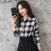 Kvinnors blusar Plaid Shir Korean Work Clothes Shirt Women's 21 Spring Fashion Bow High Quality Leisure Professional Top