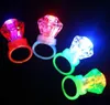 Party Favor Light Up Spittling Rings Brud Shower Favors Kids Adts Flashing Plastic Diamond Bling LED Glow Ring For Birthday Bachelor 399Q
