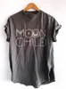 Koszulki kobiet Seeyoushy Summe Side Kobiety Tshirts Moon Child Print Dropsheulder Vintage koszulka żeńskie topy z krótkim rękawem