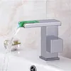 Waschbecken Wasserhähne Waschtischarmatur LED Messing Wasserfall Einloch Kaltchrom Mischbatterie Torneira